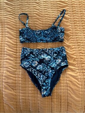 Ulla Johnson Zahara Azure blue and black batik print bikini size P